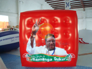 บอลลูนการโฆษณาทางการเมืองที่น่าสนใจแบบสีแดงแบบทนทานบอลลูน Cube สำหรับงานแสดงสินค้า